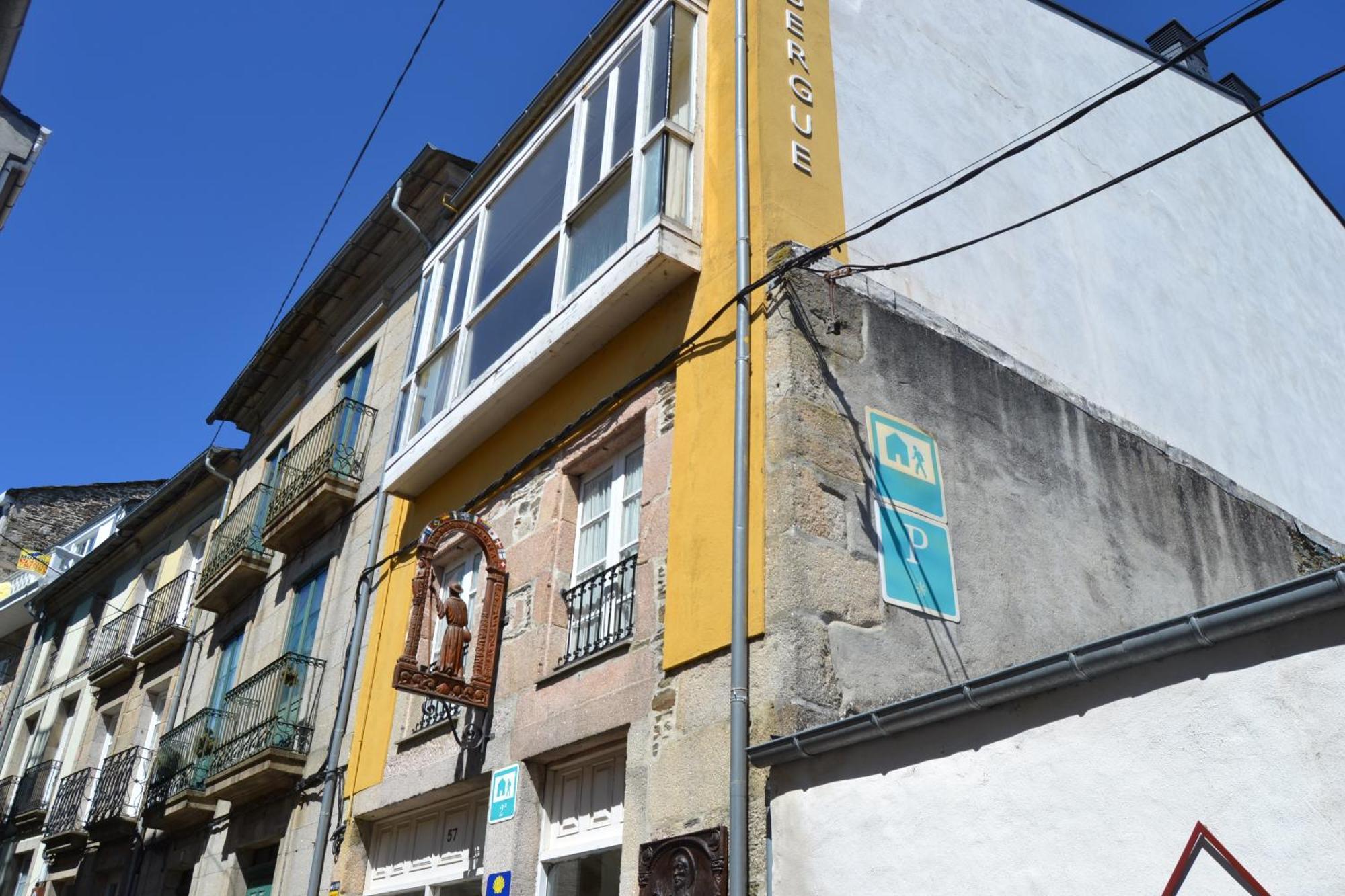 Albergue Internacional Vandrehjem Sarria Eksteriør billede